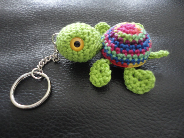Schildkröte gehäkelt als Schlüsselanhänger oder kleines Geschenk