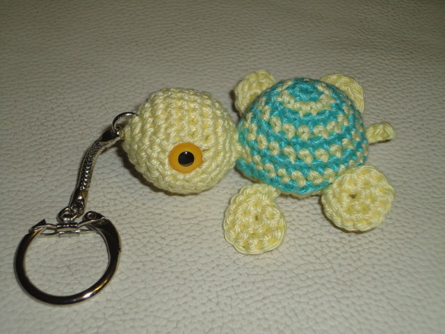 Schildkröte gehäkelt als Schlüsselanhänger oder kleines Geschenk