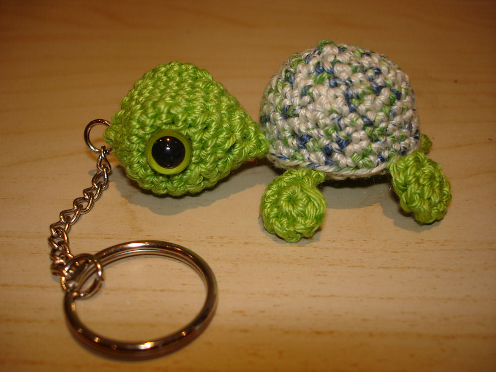 Schildkröte gehäkelt als Schlüsselanhänger oder kleines Geschenk